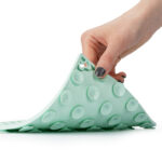 Mata do lizania dla Psa Kota Spowalniająca Antystresowa 20x20 cm Miętowa - obrazek 4