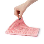 Mata do lizania dla Psa Kota Spowalniająca Antystresowa 20x20cm Różowa Lick - obrazek 4